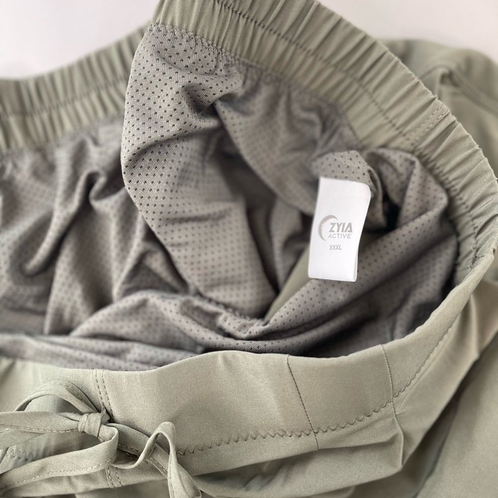 Army Green Zyia Active Shorts Drawstring Pockets Casual Comfort Size 3 XL - Picture 7 of 7